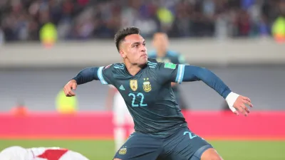 Con un gol de Lautaro Martínez, Argentina venció a Perú y dio otro paso hacia Qatar 2022