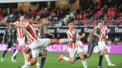 Estudiantes le empató en el final a Atlético Tucumán, el próximo rival de Patronato 