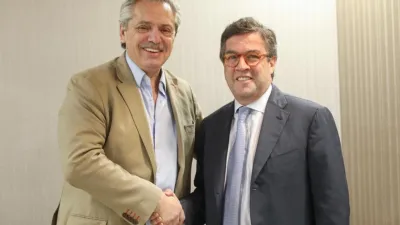 Fernández con el presidente del BID