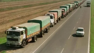 La FETAC convocó a un paro por tiempo indeterminado para el lunes 22 que afectará al transporte de cereales y oleaginosas.