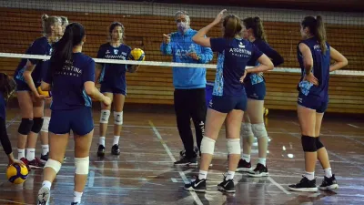 Vóley: desde el Cenard, cinco entrerrianas sueñan con el Mundial U18