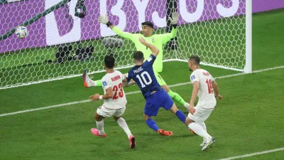 Fútbol: Estados Unidos logró una ajustada victoria ante Irán y enfrentará a Países Bajos