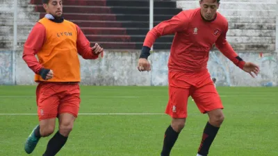 Sciacqua probó un equipo en Patronato y no podrá contar con Urribarri