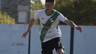 Fútbol: Franco Lozano se suma a las caras nuevas del plantel de Atlético Paraná