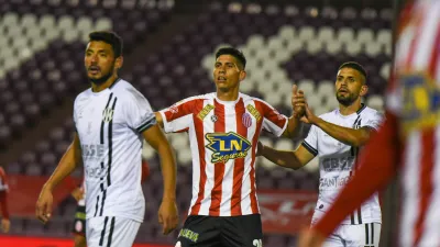 Fútbol: Barracas Central y Central Córdoba abrieron el campeonato con un empate