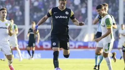 San Lorenzo y Defensa y Justicia empataron sin goles y el beneficiado fue el líder River