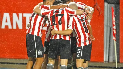 Estudiantes de La Plata le ganó a Banfield y se metió en el podio de la Liga Profesional