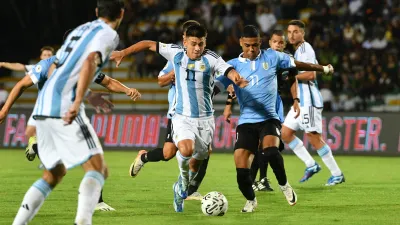 Preolímpico: Argentina empató con Uruguay en gran partido y ganó el Grupo B