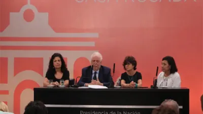 Ginés González García anunció el protocolo de aborto no punible