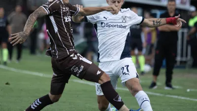 Con un gol en contra por bando, Platense e Independiente empataron en Avellaneda