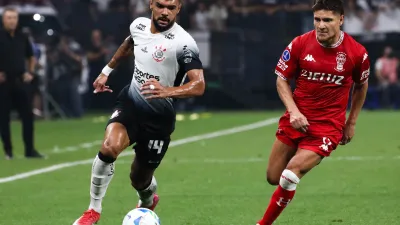 Copa Sudamericana: Huracán pisó fuerte en Brasil y venció en su estreno al Corinthians