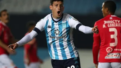 Racing le avisó a Colón de Santa Fe que hará uso de la opción por el entrerriano Chancalay