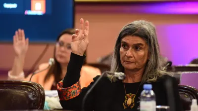 Jaroslavsky insistió en garantizar “el acceso libre a internet a docentes y estudiantes”
