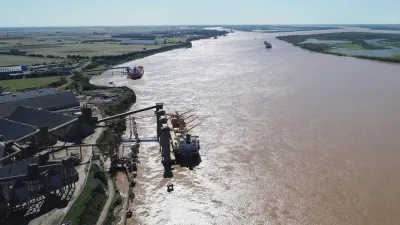 “La logística y la infraestructura son claves para el crecimiento productivo”, dijo el ministro de Desarrollo Productivo de la provincia, Gustavo Puccini.