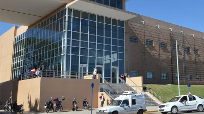 La obra de terminación del Hospital Bicentenario de Gualeguaychú cuenta con un presupuesto oficial de 1.083.866.195 de pesos y un plazo de ejecución de 360 días corridos.