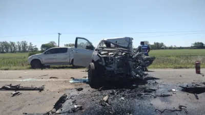 Un herido grave tras choque entre un camión y una camioneta en ruta 16