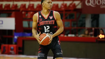 Básquet: Rocamora fichó al pivote dominicano Enmanuel Labata para la Liga Argentina