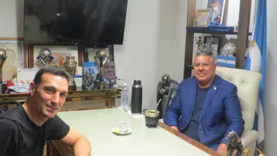 Tapia recibió a Scaloni para planificar la participación en la Copa América 2024