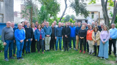 El gobierno e intendentes de Juntos por el Cambio se reunieron en Concordia para abordar la reforma política y la gestión de gobierno.