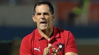 Fútbol: el entrerriano Víctor Bernay asume un nuevo desafío en Paraguay