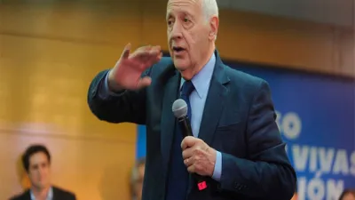 Roberto Lavagna lanzó su precandidatura presidencial