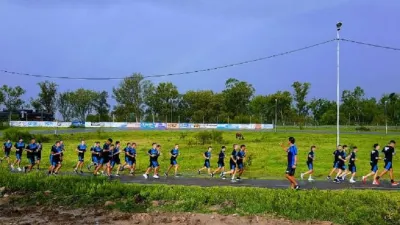 Lobo entrena