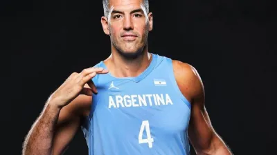 Luis Scola