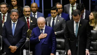 Luiz Inácio Lula da Silva, emocionado, tras jurar como Presidente ante el Congreso Nacional, en Brasilia.