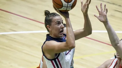 Quimsa ganó con otra actuación descomunal de la entrerriana Celia Fiorotto
