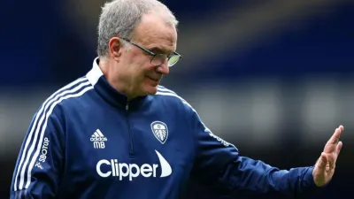 Marcelo Bielsa es pretendido por el seleccionado uruguayo de fútbol