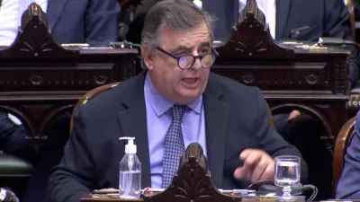 Negri calificó de “grotesco” el proyecto del FdT para ampliar la Corte Suprema