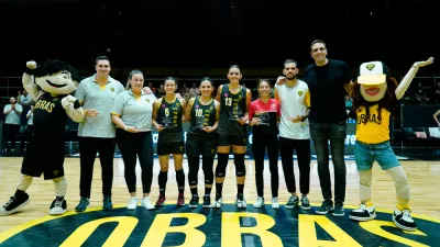 Distinguieron a entrerrianas en la previa de Obras-Rocamora por la Liga Femenina de Básquet