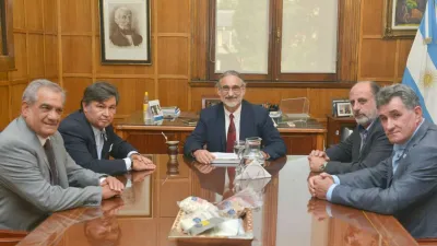 La Mesa de Enlace posterga un paro tras abrir una negociación con Basterra