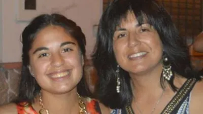 Micaela García junto a su mamá, Andrea Lescano