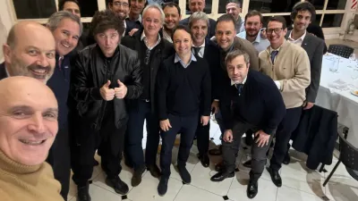 Milei, Caputo y funcionarios de áreas relacionadas con la economía, además de José Luis Espert, la principal voz económica del gobierno en el Congreso. 