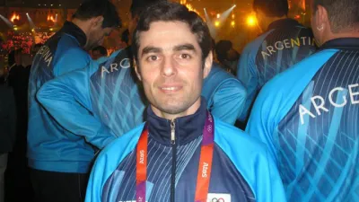 Juan Angeloni, el olímpico entrerriano que en Corrientes combatió el fuego con solidaridad
