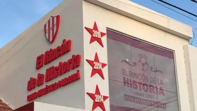 Atlético Paraná celebró este martes 113 años de vida