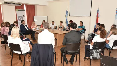 En el encuentro participaron representantes de los Ministerios de Desarrollo Social, Salud y de Gobierno; del Poder Judicial; del Consejo General de Educación (CGE); de la Policía de Entre Ríos; y ONGs.