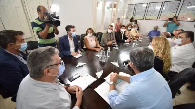 Tras el Congreso de AGMER, el gobierno volvió a convocar a los docentes