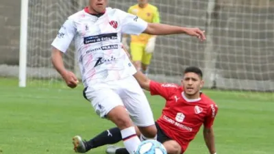 Patronato rescató un empate ante Independiente y sigue invicto en Reserva