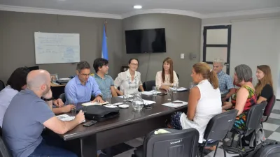 autoridades de Salud por prevención dengue