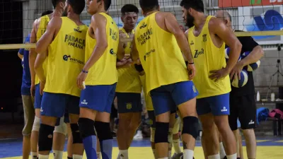 Vóley: Paracao presentará plantel e indumentaria y saldrá a la cancha ante Mutual Policial