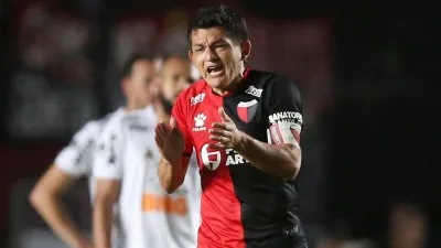 Colón de Santa Fe no contará con el “Pulga” Rodríguez en el estadio Monumental