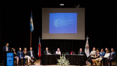 En un duro comunicado, los concejales radicales criticaron severamente al intendente de Paraná, Adán Bahl, por su discurso al inaugurar el período de sesiones del Concejo Deliberante.