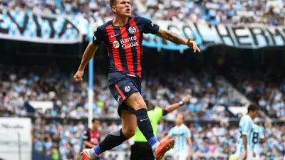 Fútbol: Racing prepara una nueva oferta por el entrerriano Nicolás Reniero