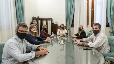 Ministros y legisladores respaldaron la exposición en la Cámara baja de la titular de la cartera de Salud, Sonia Velázquez.