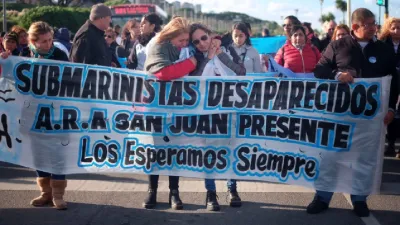 Familiares de víctimas