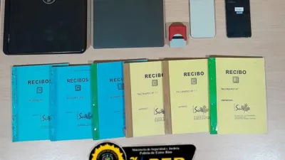 Parte de los elementos secuestrados por la Fiscalía.