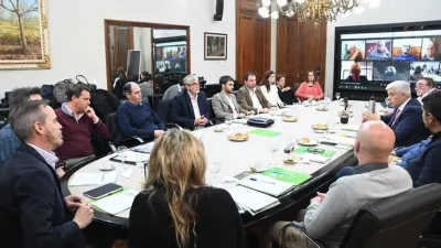 Domínguez planteó "reglamentar el uso propio de la semilla, que debe ser oneroso"