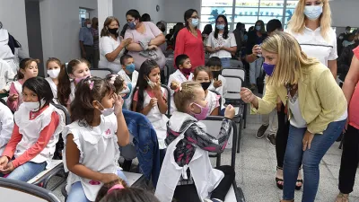 La vicegobernadora Laura Stratta presidió la apertura del ciclo lectivo en Escuela N° 60 “Domingo Faustino Sarmiento” en Colonia Avigdor, Departamento La Paz.